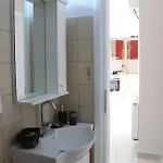 Lucia شقة