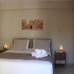 Lucia شقة